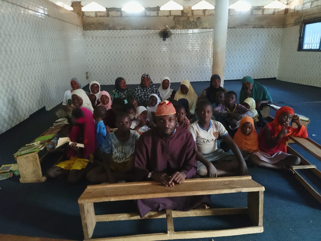 A maktab class in session